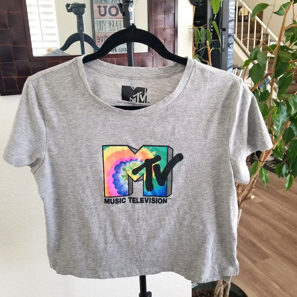 MTV Women L Graphic Short Sleeve T-Shirt Gray Crop Top Crew Neck Music Televisio